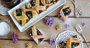 Szilvalekváros diós linzer