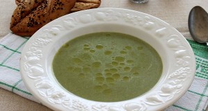 Tejfölös medvehagymaleves