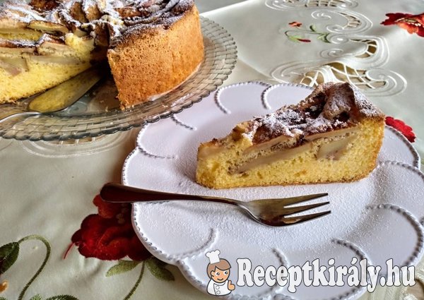 Almás kalács 4 hozzávalóból