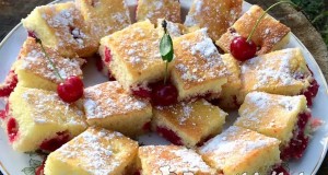 Gyors meggyes-tejfölös süti